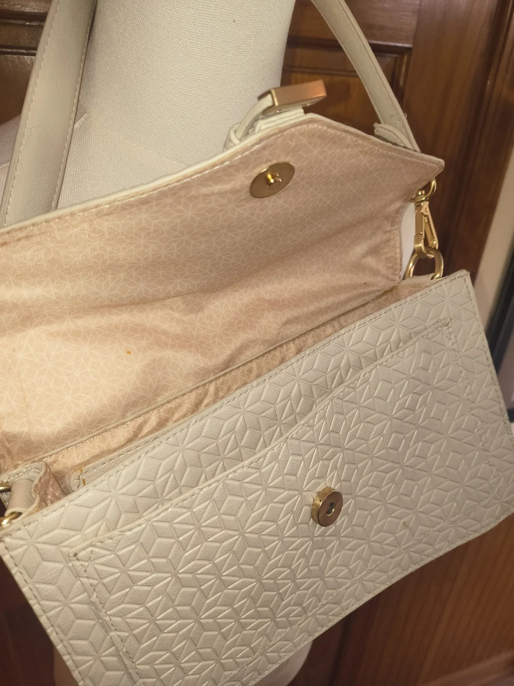 Elegant Cream Geometric-Embossed Shoulder Bag